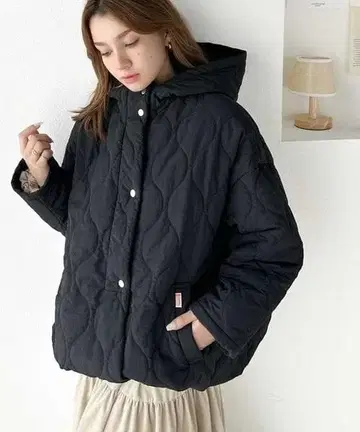 Java 퀼팅 충전솜 후드 부착 블루종 블랙