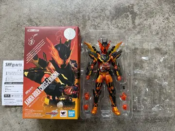 S.H.Figuarts 가면라이더 크로즈 마그마 피규아트
