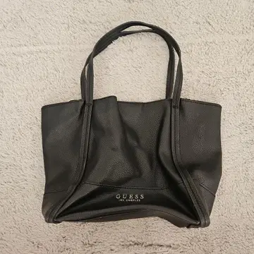 GUESS 블랙 토트백