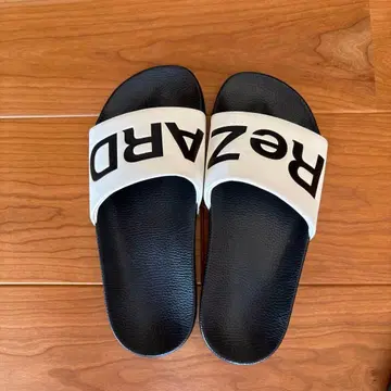 ReZard 리자드 빅 로고 가죽 샌들 화이트 23cm