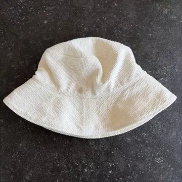 헬렌 카민스키 화이트 버킷햇 코듀로이 화이트 NAVEE