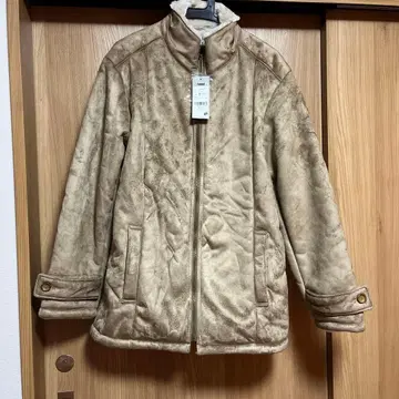 간사이 새상품 미사용 무스탕 코트