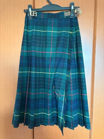 타탄 체크 퀼트 스커트 M 사이즈