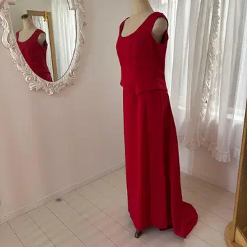 빨간색 슬리브리스 티셔츠 원피스