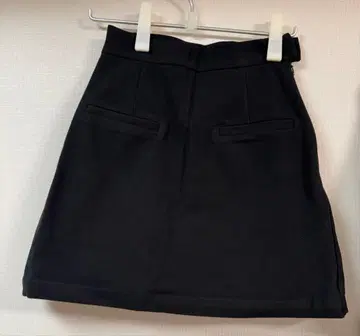 [ 미사용 새상품 ] basement online 스커트 숏팬츠