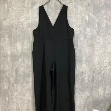 유니클로 V넥 살로펫 올인원 빅 사이즈 XXL