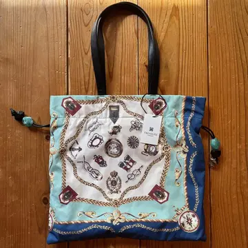 스카프 패턴 토트백