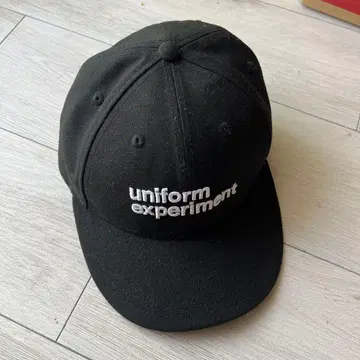 유니폼 익스페리먼트 블랙 야구 모자