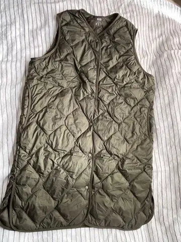 유니클로 울트라 라이트 다운 다운 베스트