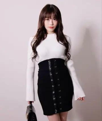 LIP SERVICE 콤비 원피스 화이트 니트 스커트