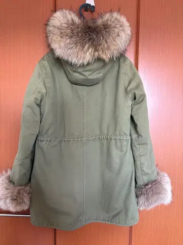 Ice Yima 보아 라이너 퍼 부착 모즈 코트 M 사이즈