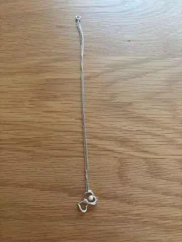 실버 하트형 펜던트 목걸이