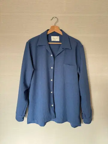 [ PUBLIC TOKYO ] 오픈 카라 셔츠