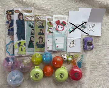 TWICE 트레이딩 카드 가챠가챠 러블리 훼미리마트 복권 랜덤 키링