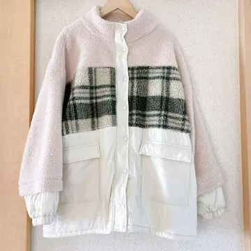 루필리안 퀼팅 보아 오버 사이즈 코트 나추란