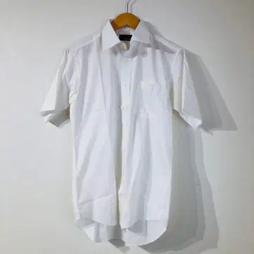 새상품급 반팔 셔츠 화이트