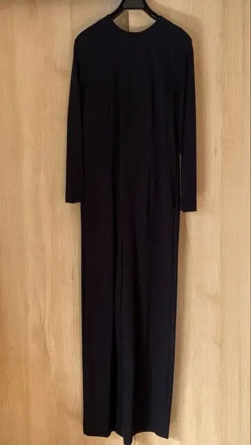 네이비 긴팔 올인원 뷰티 앤 유스