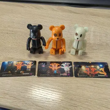 pillows 베어브릭 3체 블랙 화이트 BE@RBRICK 버스터 군