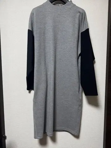 HYKE 그레이 블랙 긴팔 원피스