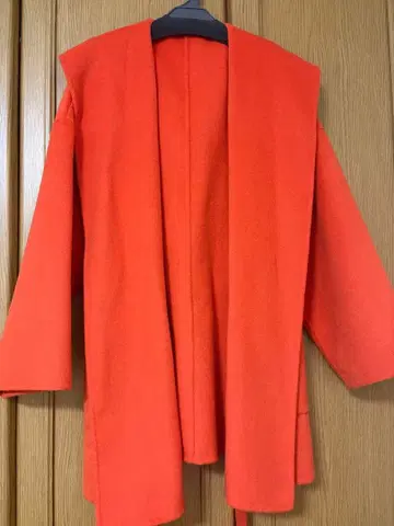 Mille Proche 후드 부착 오렌지 코트