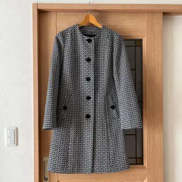 새상품급 로라 애슐리 얇은 소재 코트 7호 그레이쉬 블루 꽃무늬