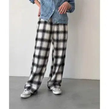 착용 횟수 수회 CANAL JEAN 기모 체크 이지 팬츠 ( 화이트 )