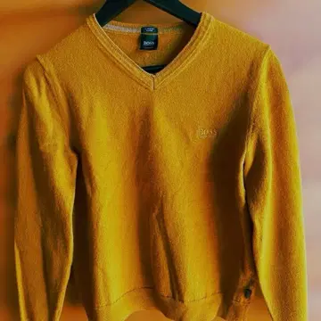 BOSS 머스타드 메리노울 V넥 스웨터 긴팔