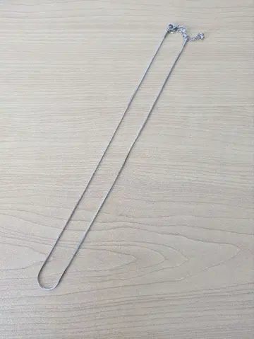 [ 새상품급 ] 아파트바이 스네이크 목걸이 실버 스테인리스