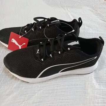 PUMA SOFTRIDE 블랙 스니커즈