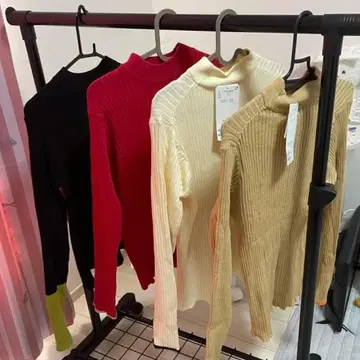 DISCOAT 모찌모찌 파이핑 니트