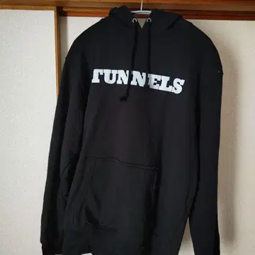 TUNNELS 블랙 후드티 L 사이즈