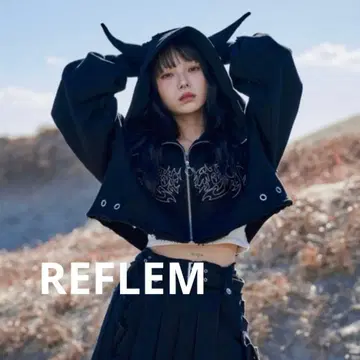 REFLEM 뿔 달린 크롭 ZIP 후드티