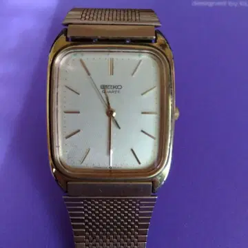 SEIKO 쿼츠 손목시계