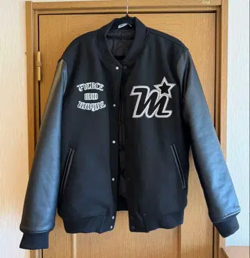 ZARA 블랙 바시티 자켓 L 사이즈