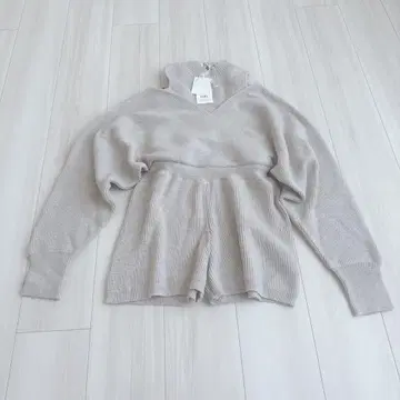 미사용 새상품 제이(J) GYDA 레이어드 니트 올인원 오프숄더