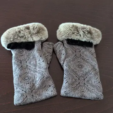 USED 퍼 장식 레이스 핑거리스 그로브