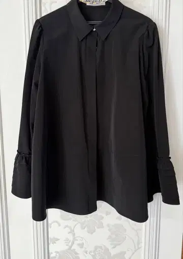 미사용 새상품 Aveniretoile 긴팔 블라우스