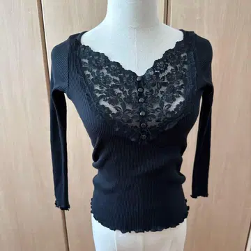 레스트로즈 티셔츠