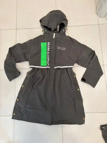 마크&로나 2023 여성용 레인코트 컨디션 최상