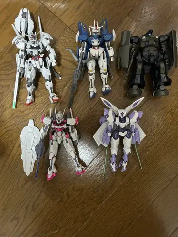 수성의 마녀 건담 프라모델 정크 5점