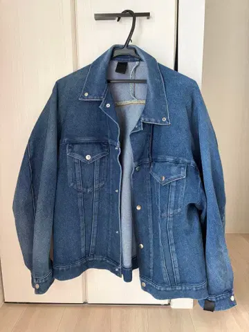 엔할리우드 데님 자켓