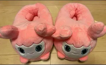 TWICE LOVELYS GiGO 한정판 봉제 인형 슬리퍼 모모