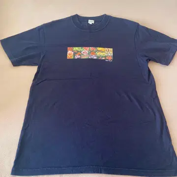 컬러풀 프린트 네이비 T셔츠