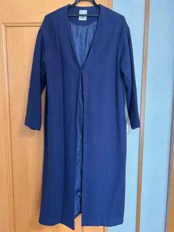 네이비 롱 코트