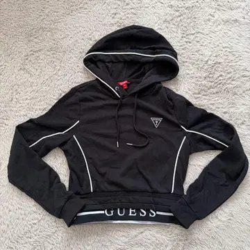 GUESS 블랙 후드 부착 크롭 맨투맨 XS