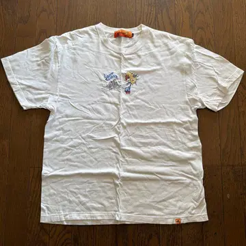 레프트 얼론 IN T셔츠