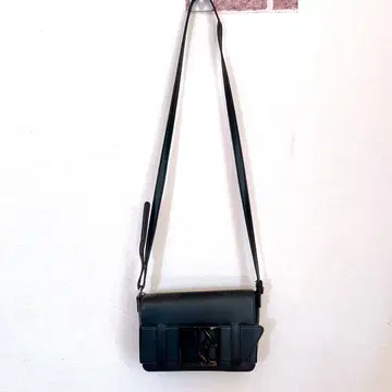 Armani Exchange 블랙 숄더백