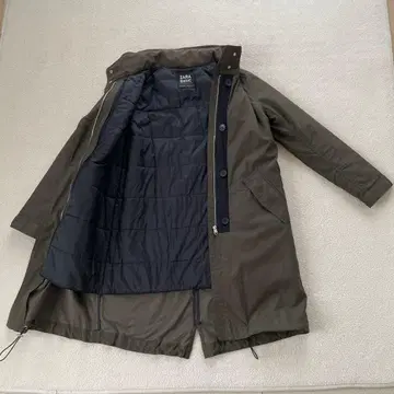 ZARA 라이너 포함 2way 모즈 코트 카키 S