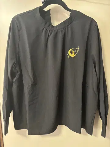 블랙 팅커벨 자수 긴팔 셔츠