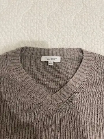 BEAUTY and YOUTH 니트 베스트 스웨터